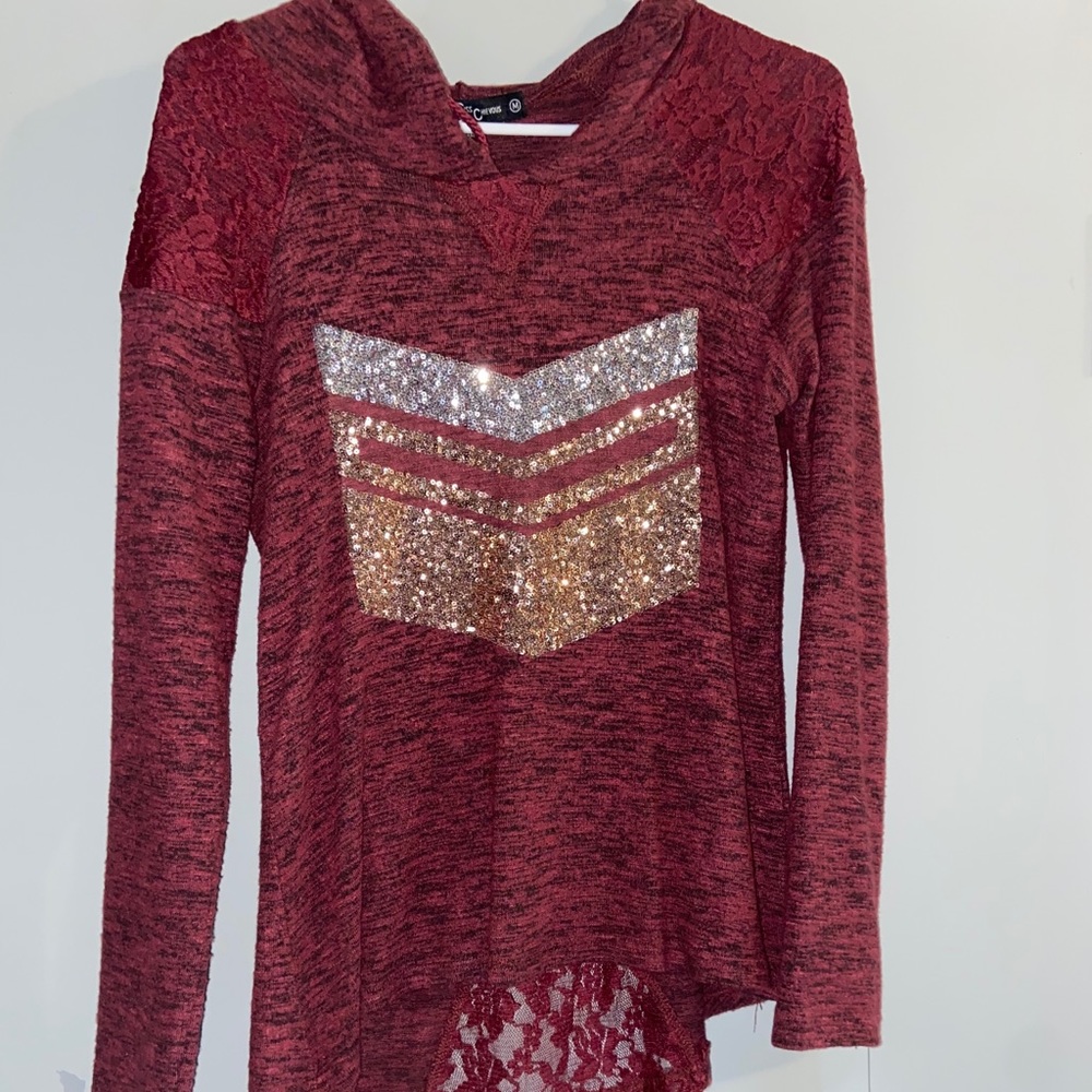 Women’s long sleeve shirt with hood size medium